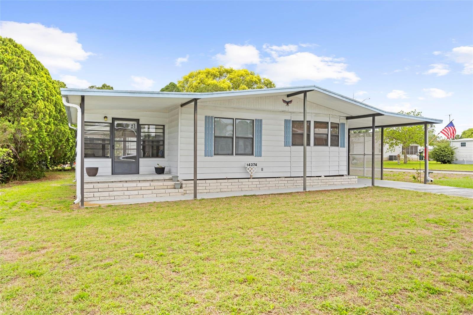 Image 36 of 38 For 14274 Sandhurst Street