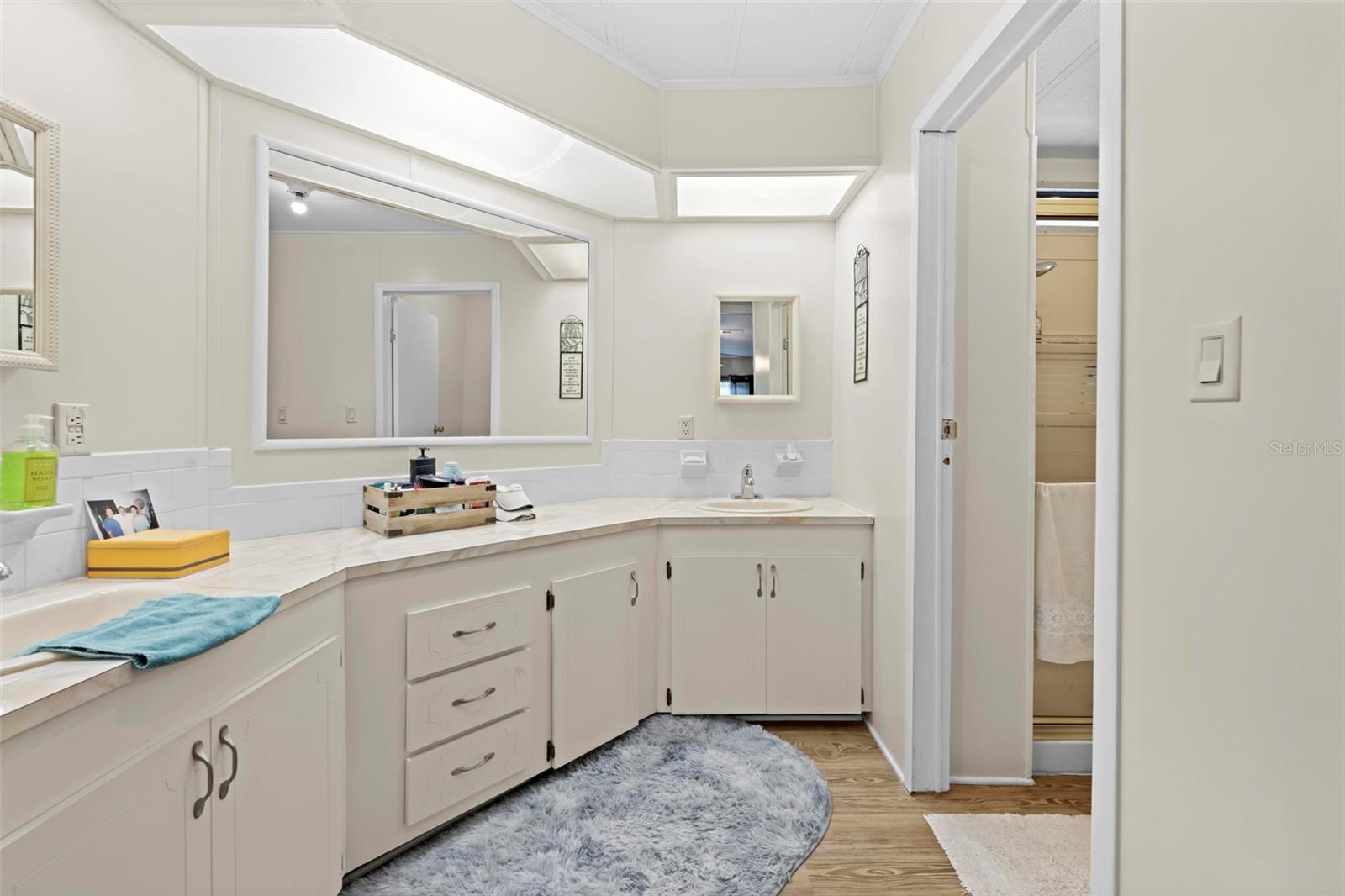 Image 6 of 38 For 14274 Sandhurst Street