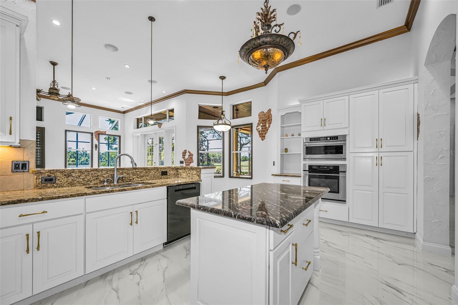 Image 19 of 99 For 10706 Ruffino Court