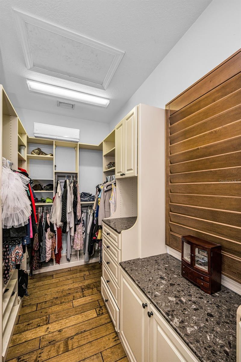 Image 35 of 99 For 10706 Ruffino Court