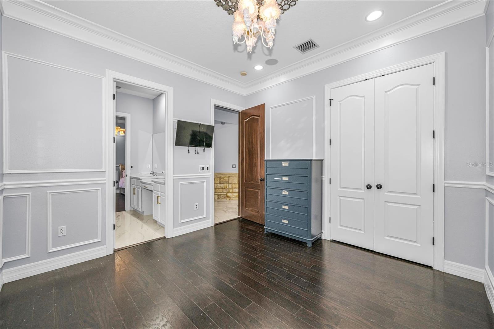 Image 37 of 99 For 10706 Ruffino Court