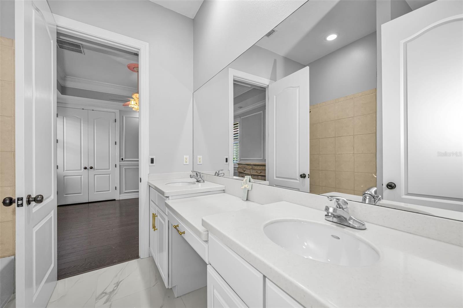 Image 38 of 99 For 10706 Ruffino Court