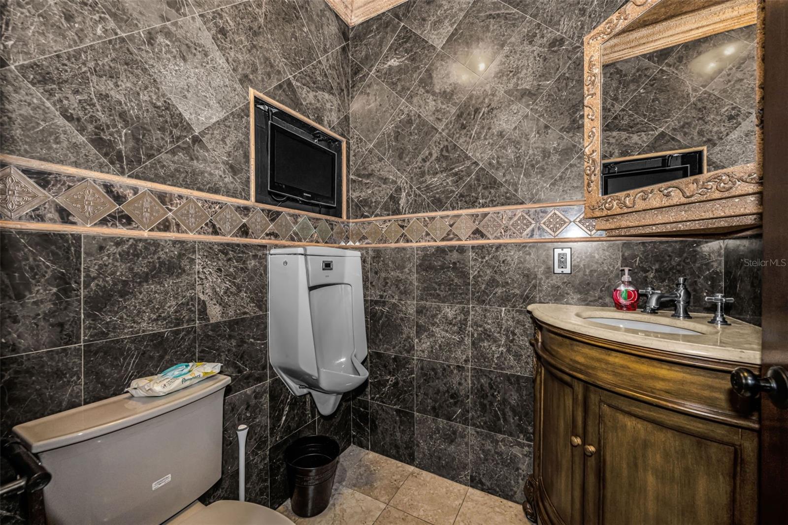 Image 53 of 99 For 10706 Ruffino Court