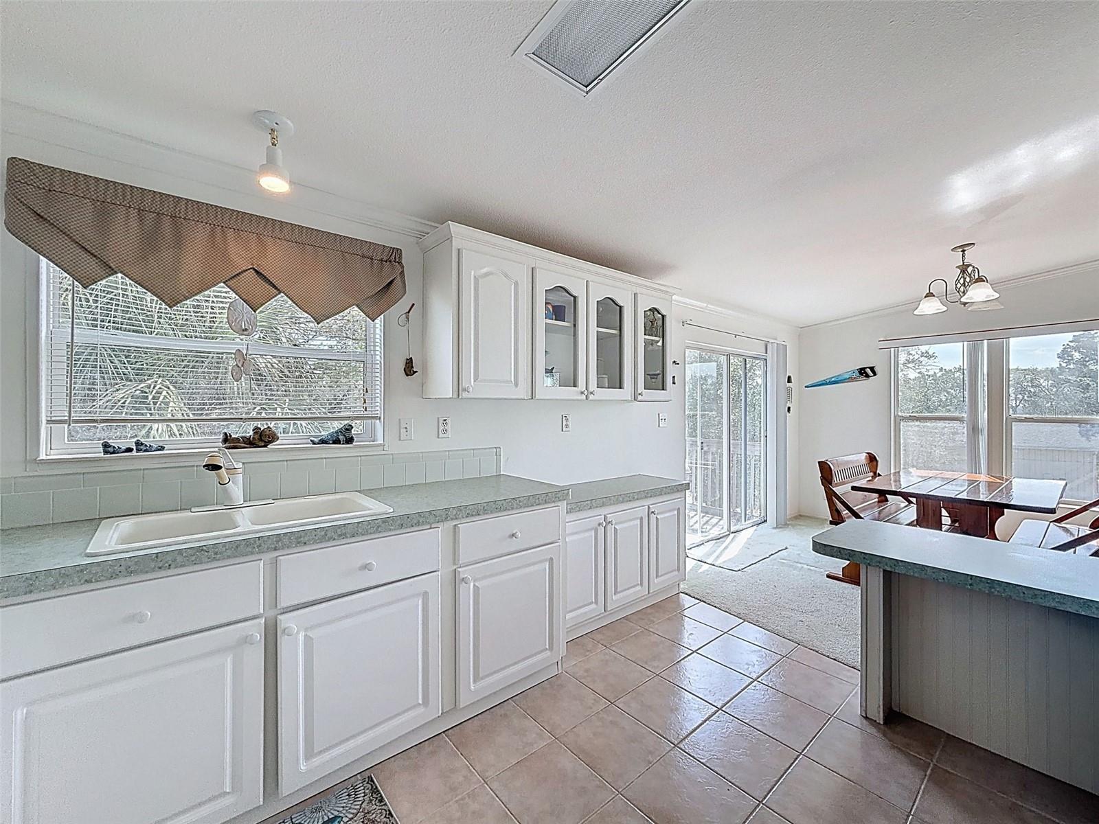 Image 19 of 67 For 13925 Sanddollar Lane