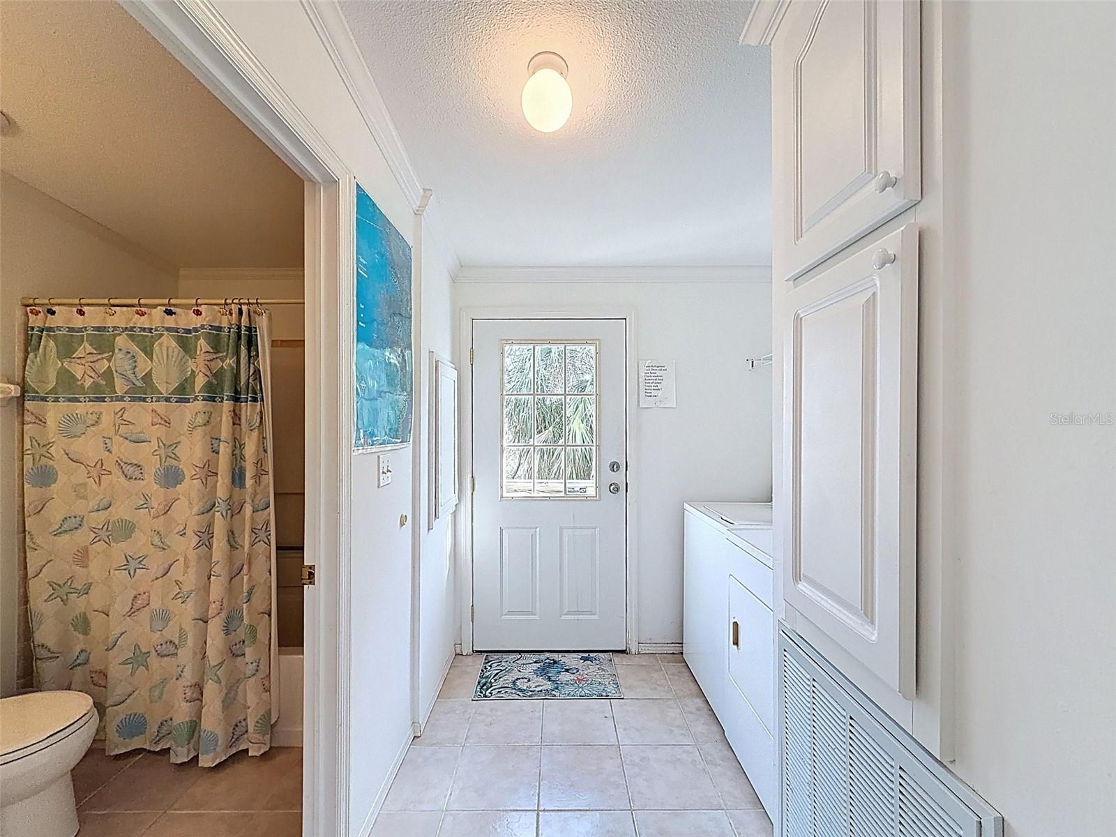 Image 41 of 67 For 13925 Sanddollar Lane