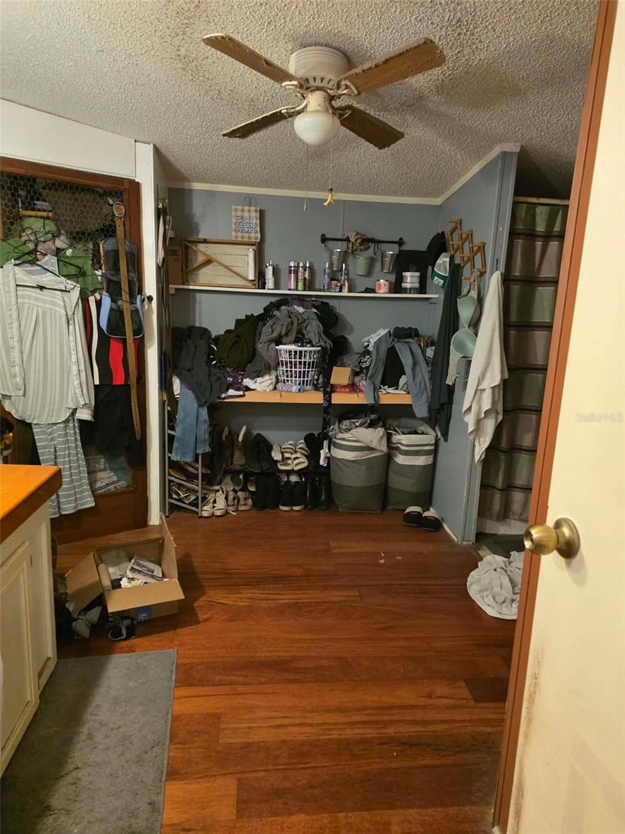 Image 24 of 32 For 25250 Richbarn Road