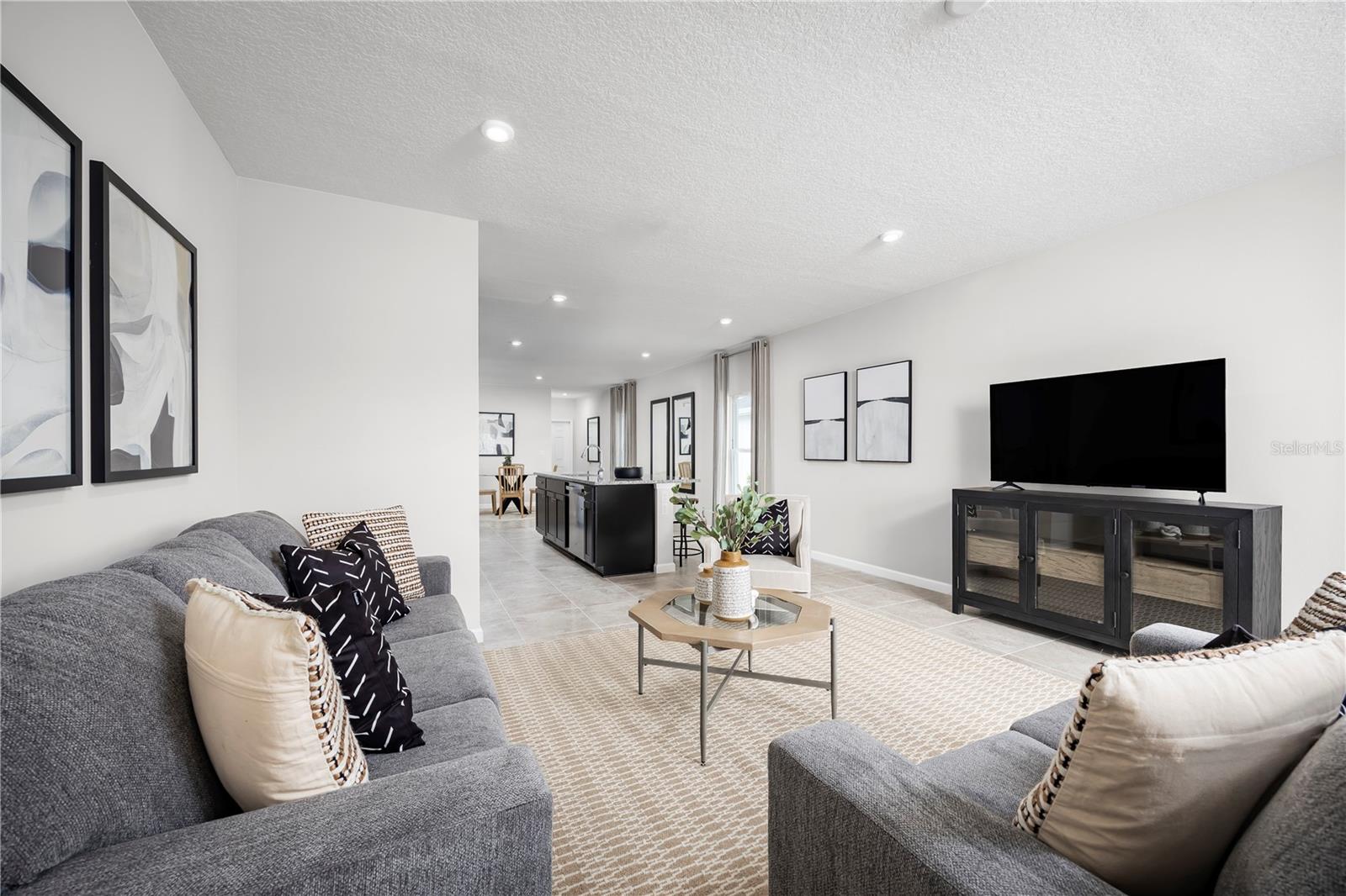 Image 3 of 15 For 6944 Sundial Drive