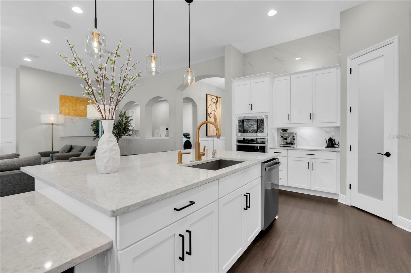 Image 12 of 53 For 3940 Woods Rider Loop