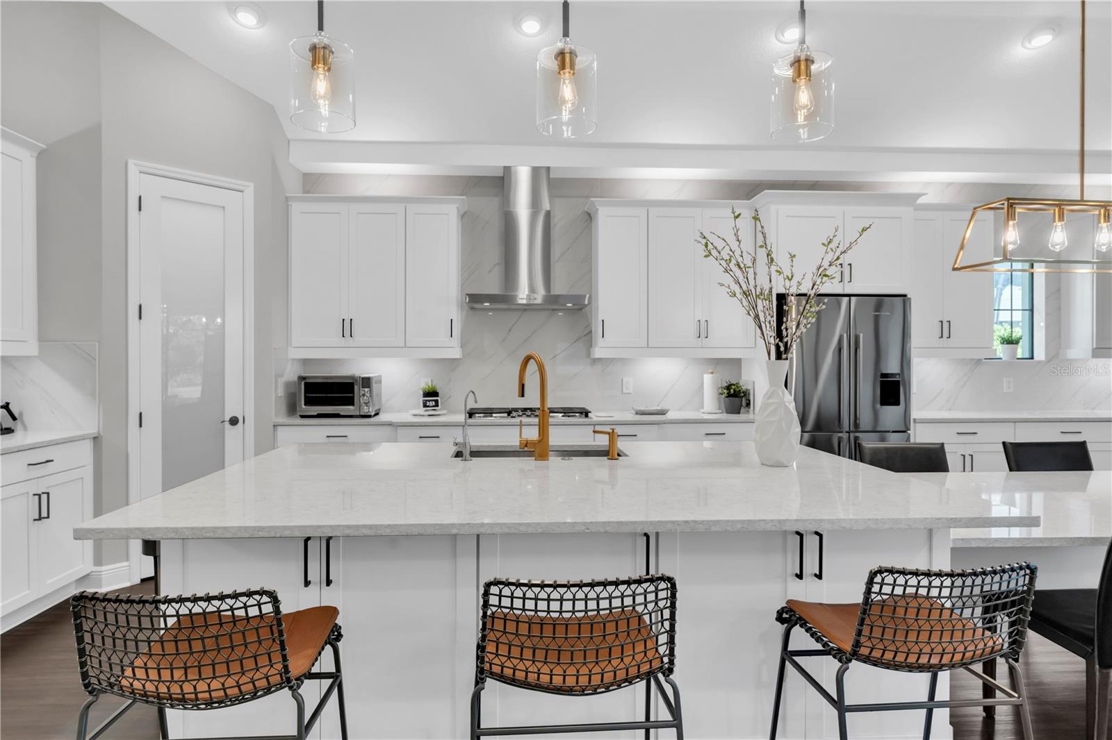 Image 14 of 53 For 3940 Woods Rider Loop