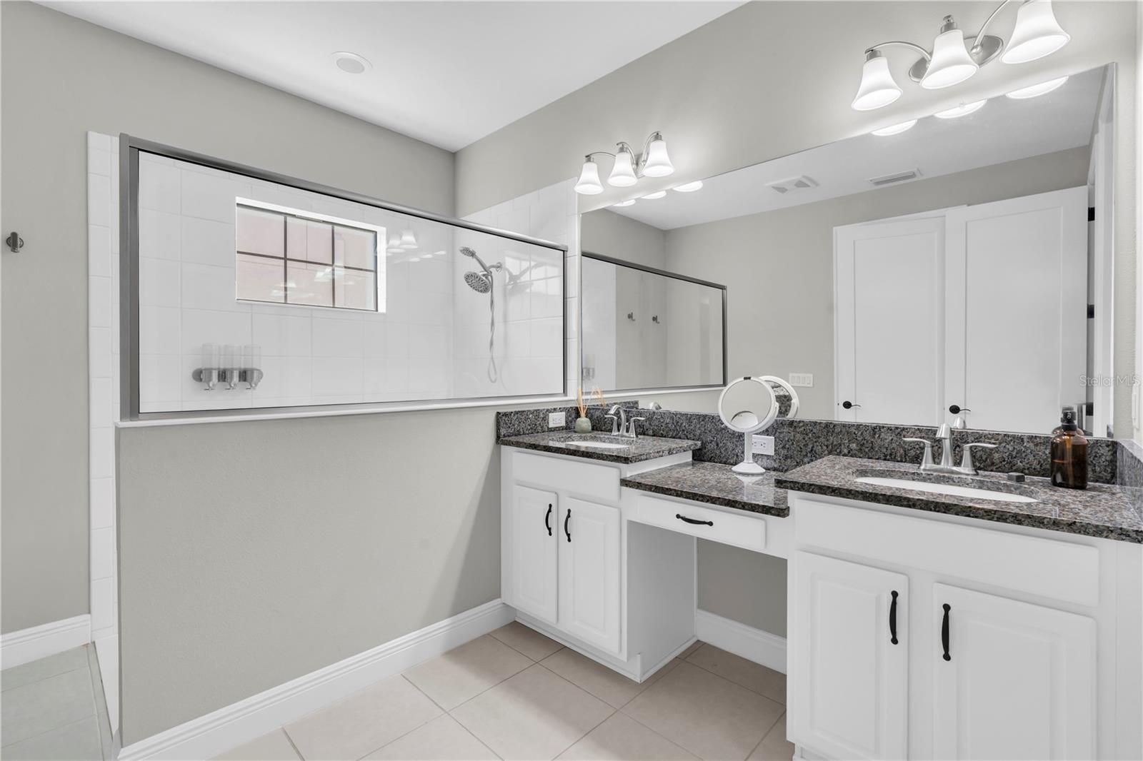 Image 21 of 53 For 3940 Woods Rider Loop