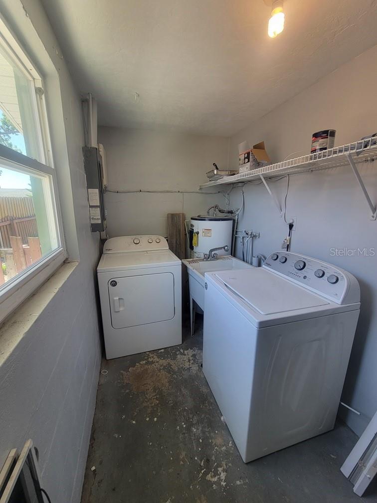 Image 16 of 17 For 10225 Gardenia Lane