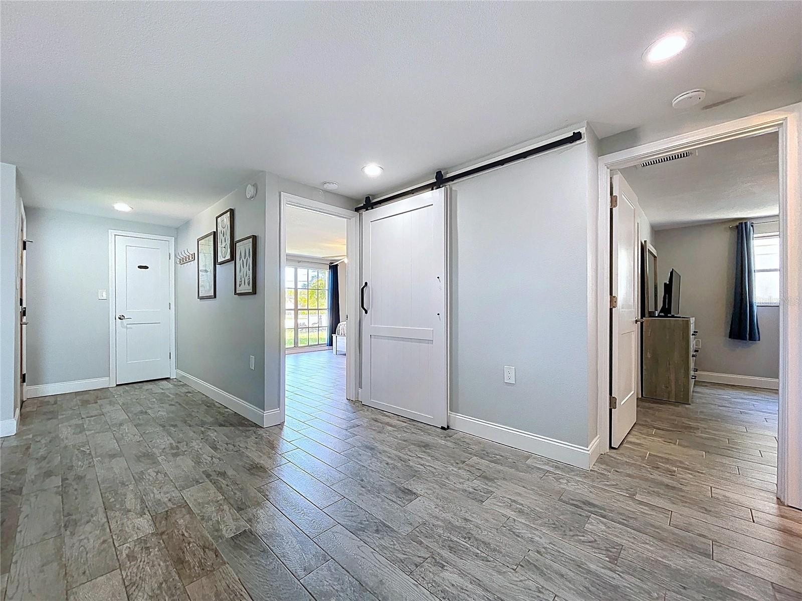 Image 27 of 89 For 4930 Bay Park Drive