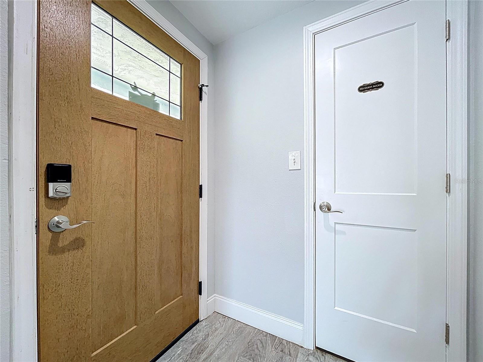 Image 5 of 89 For 4930 Bay Park Drive