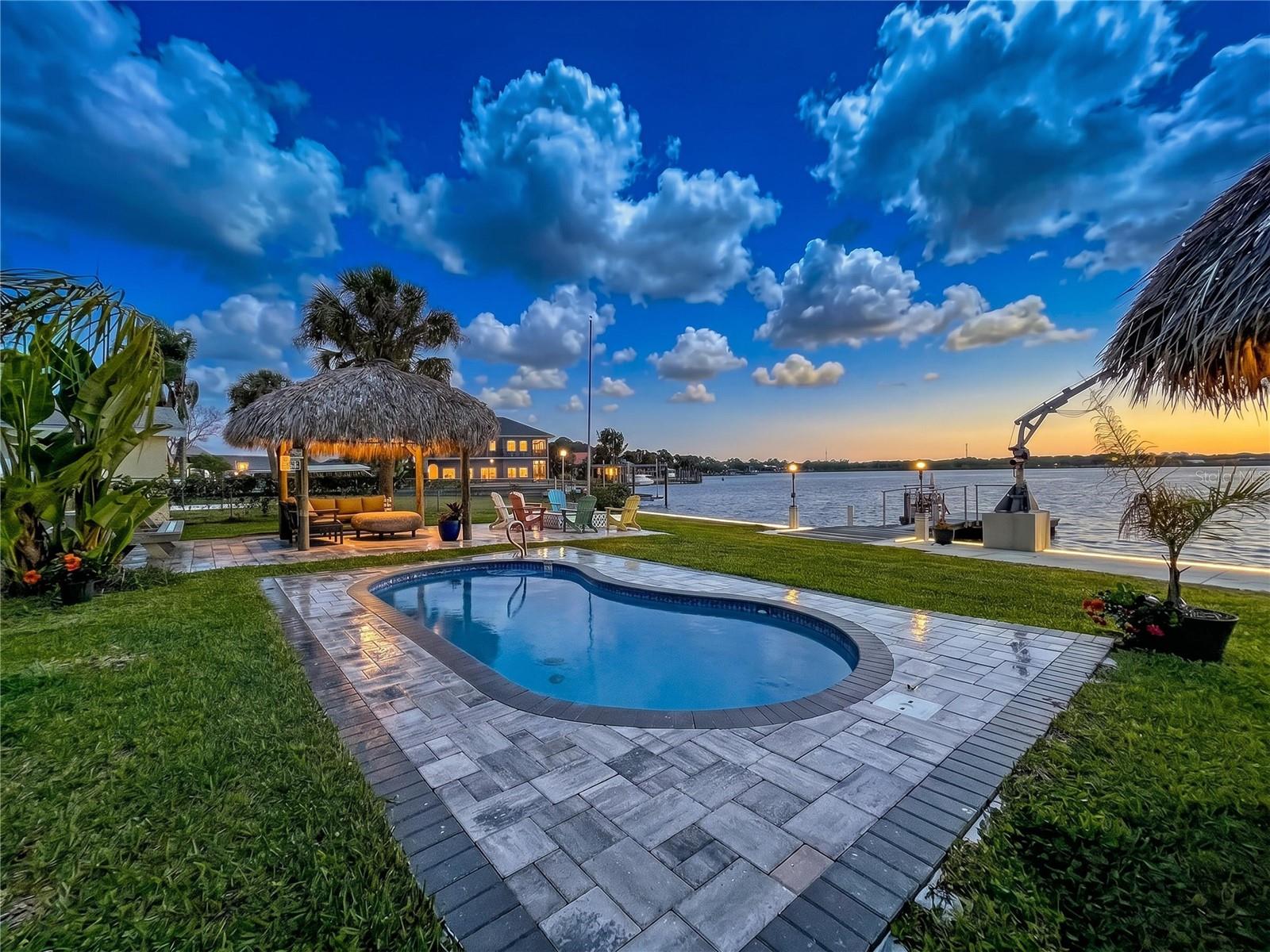 Image 65 of 89 For 4930 Bay Park Drive