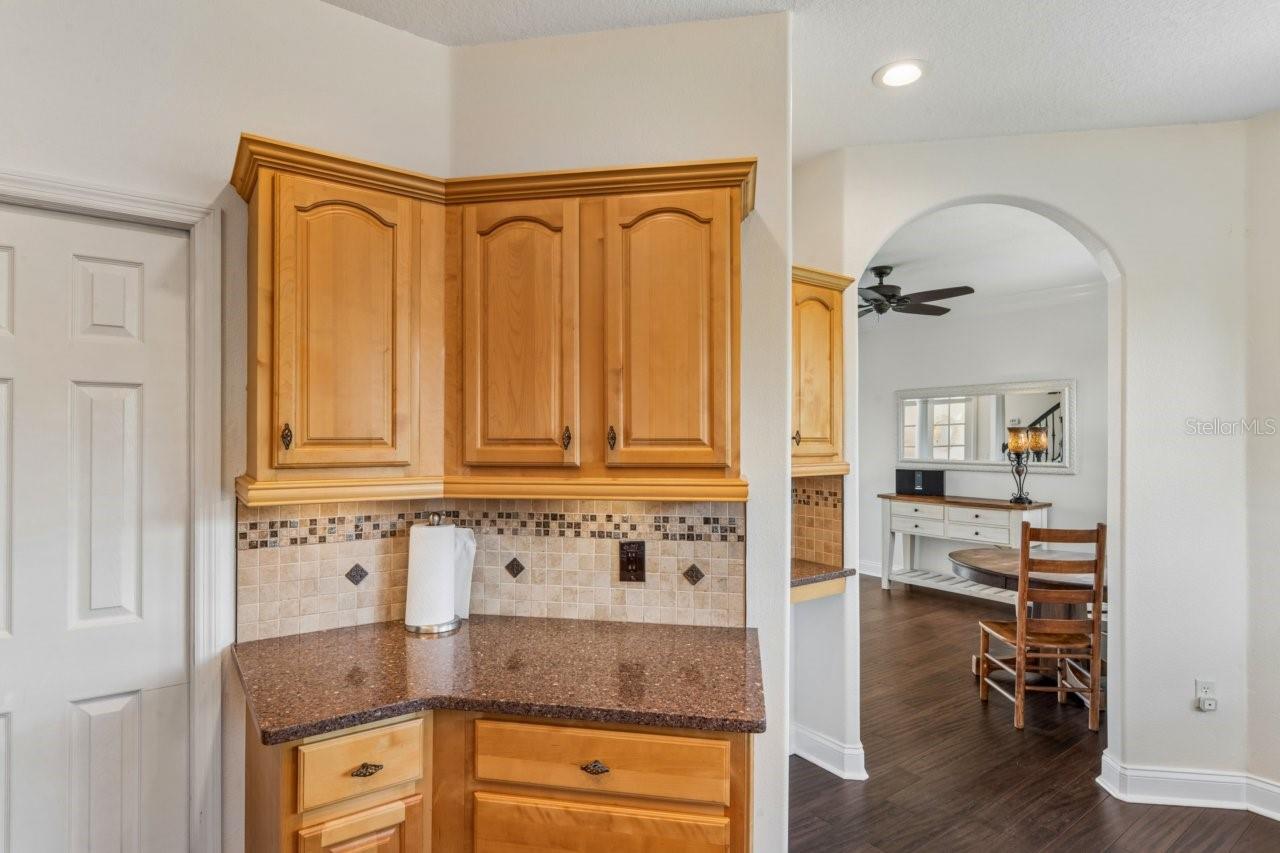 Image 16 of 91 For 7340 Brightwaters Court