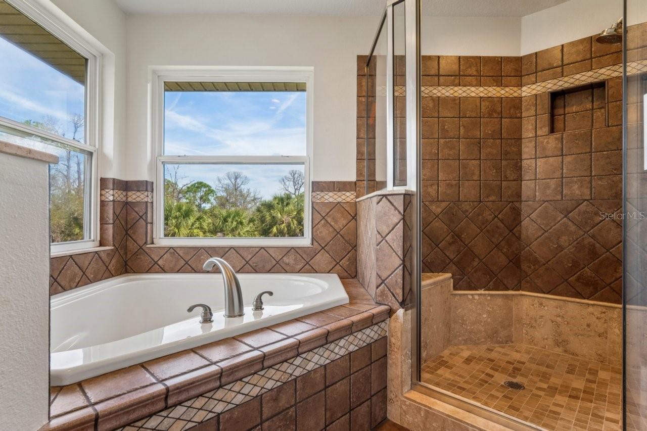 Image 31 of 91 For 7340 Brightwaters Court