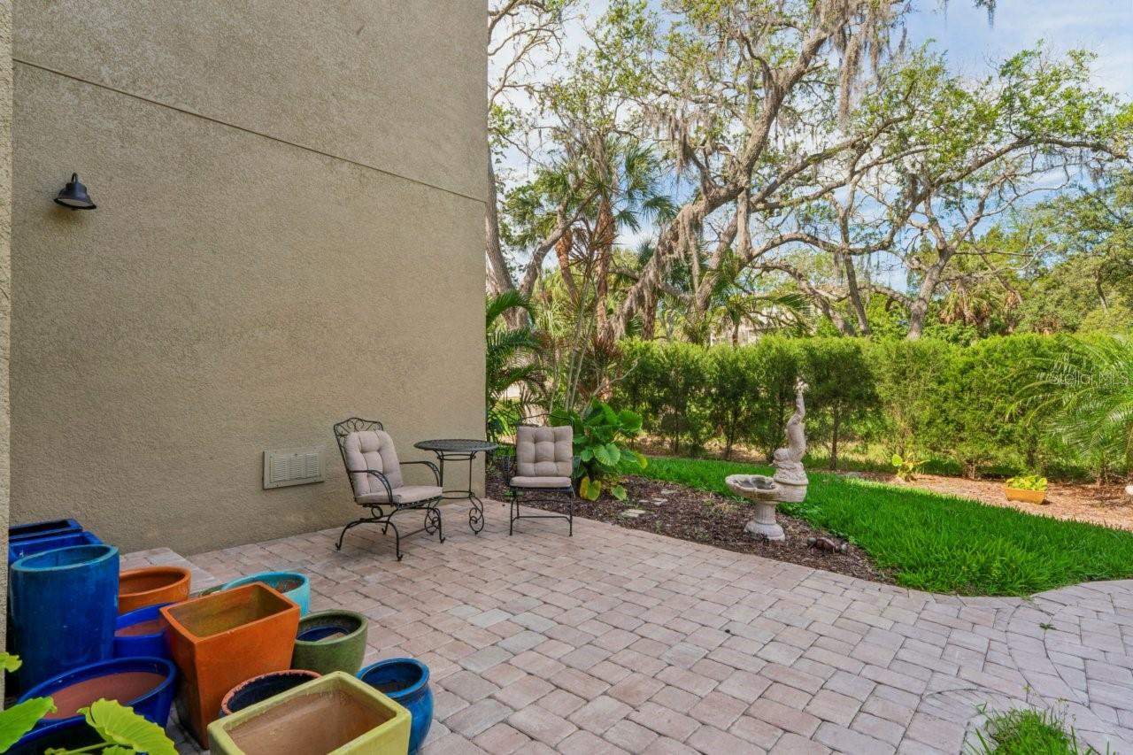 Image 69 of 91 For 7340 Brightwaters Court