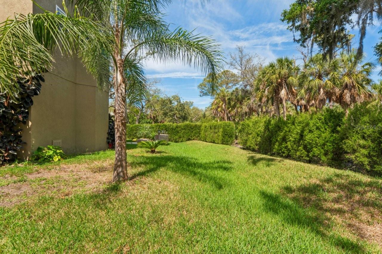 Image 77 of 91 For 7340 Brightwaters Court