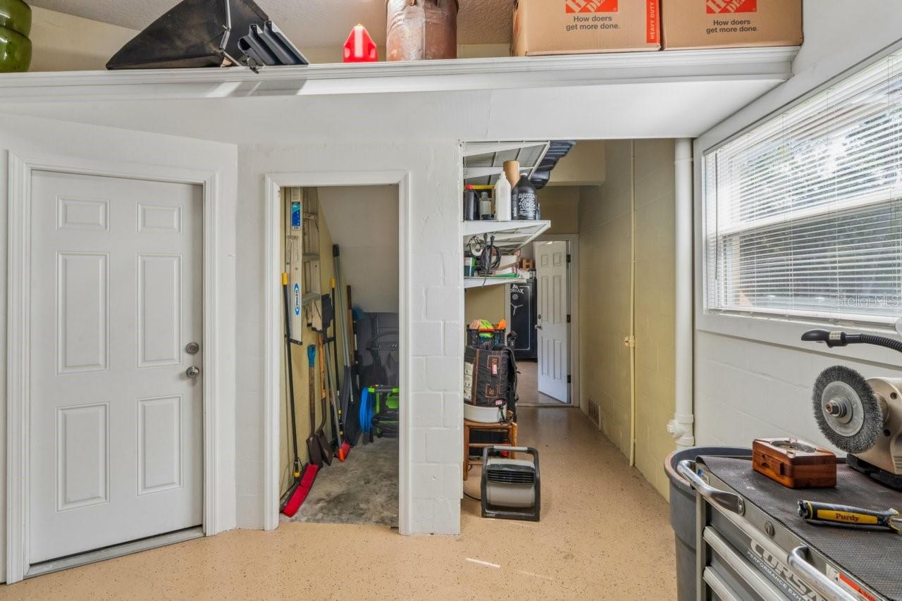 Image 88 of 91 For 7340 Brightwaters Court