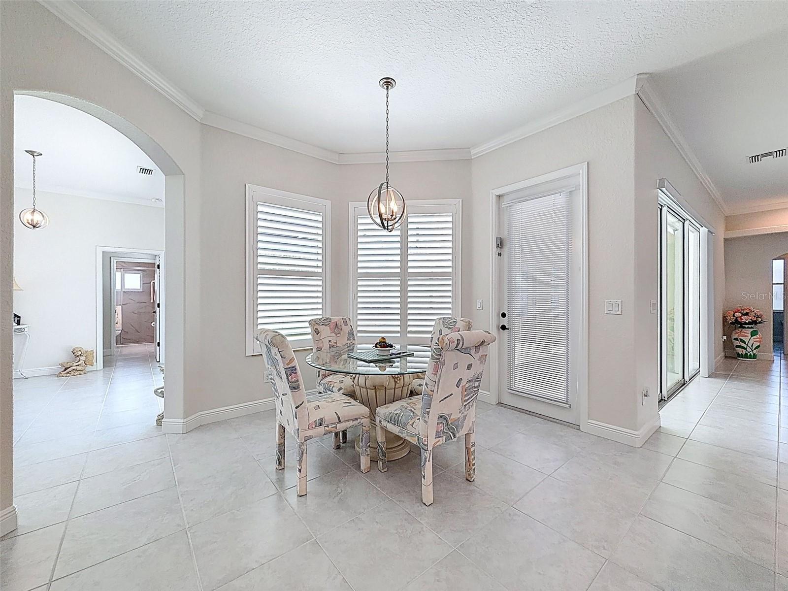 Image 15 of 48 For 1321 Valiant Avenue