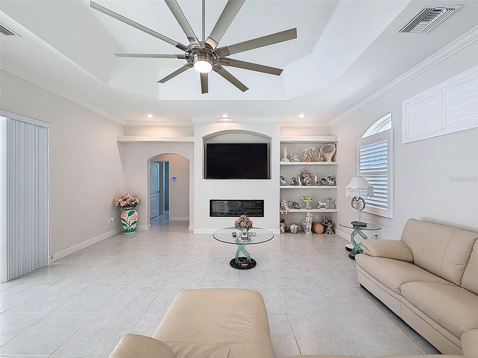 Image 20 of 48 For 1321 Valiant Avenue