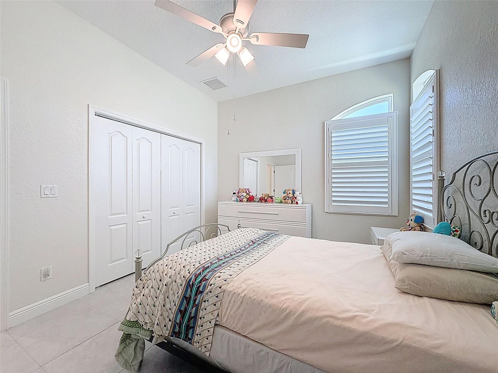 Image 27 of 48 For 1321 Valiant Avenue