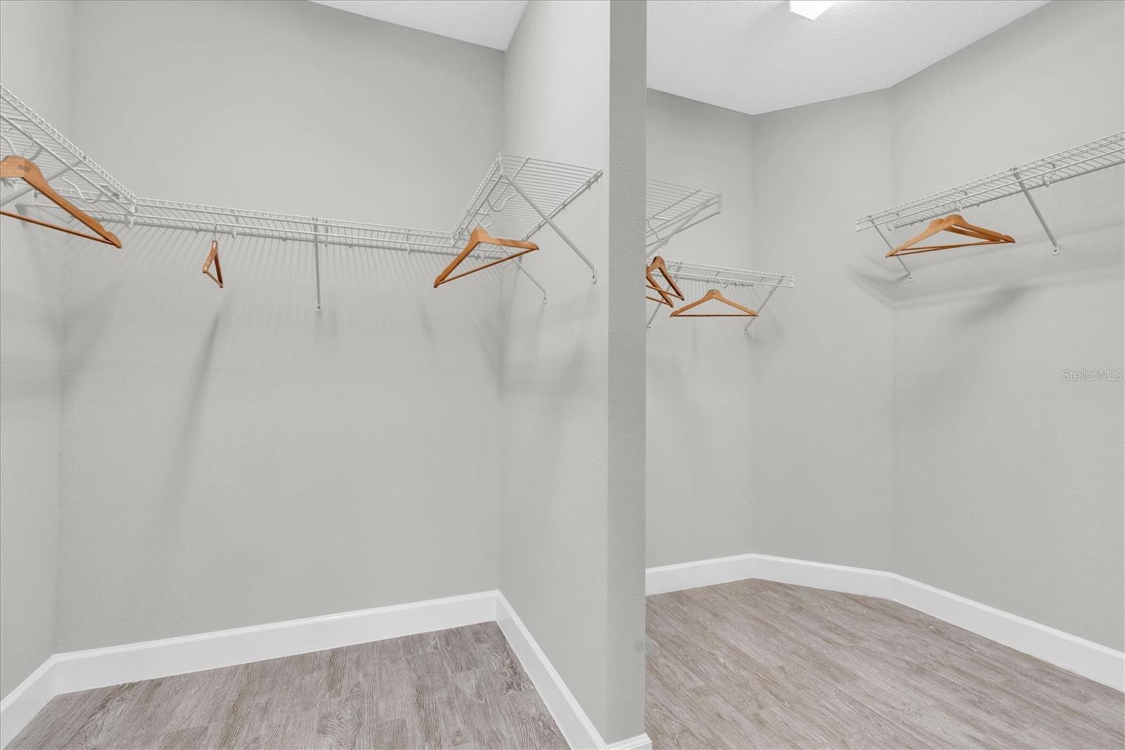 Image 20 of 42 For 11257 Callisia Drive