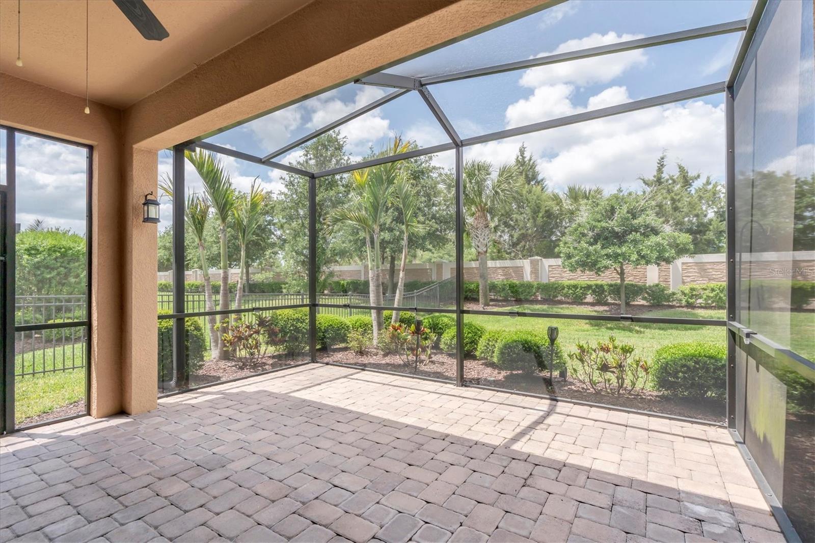 Image 29 of 42 For 11257 Callisia Drive