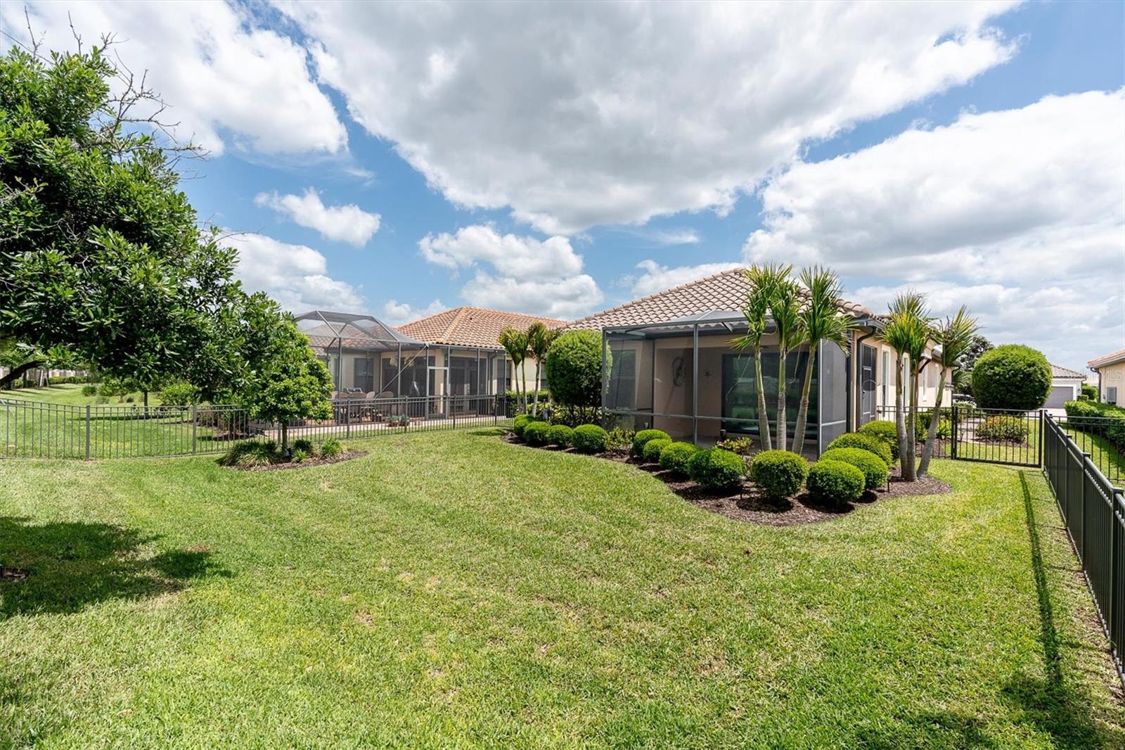 Image 31 of 42 For 11257 Callisia Drive