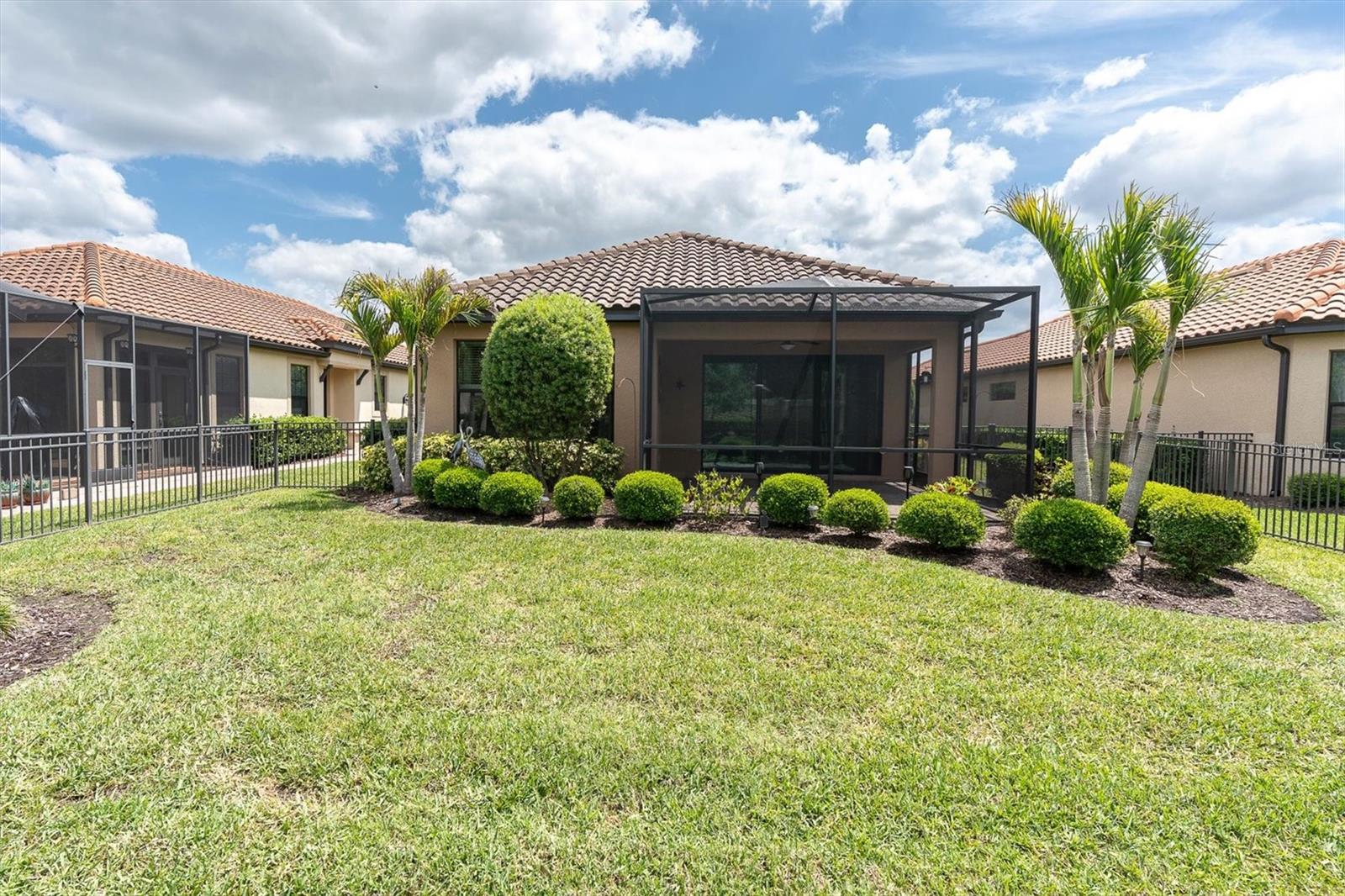 Image 33 of 42 For 11257 Callisia Drive