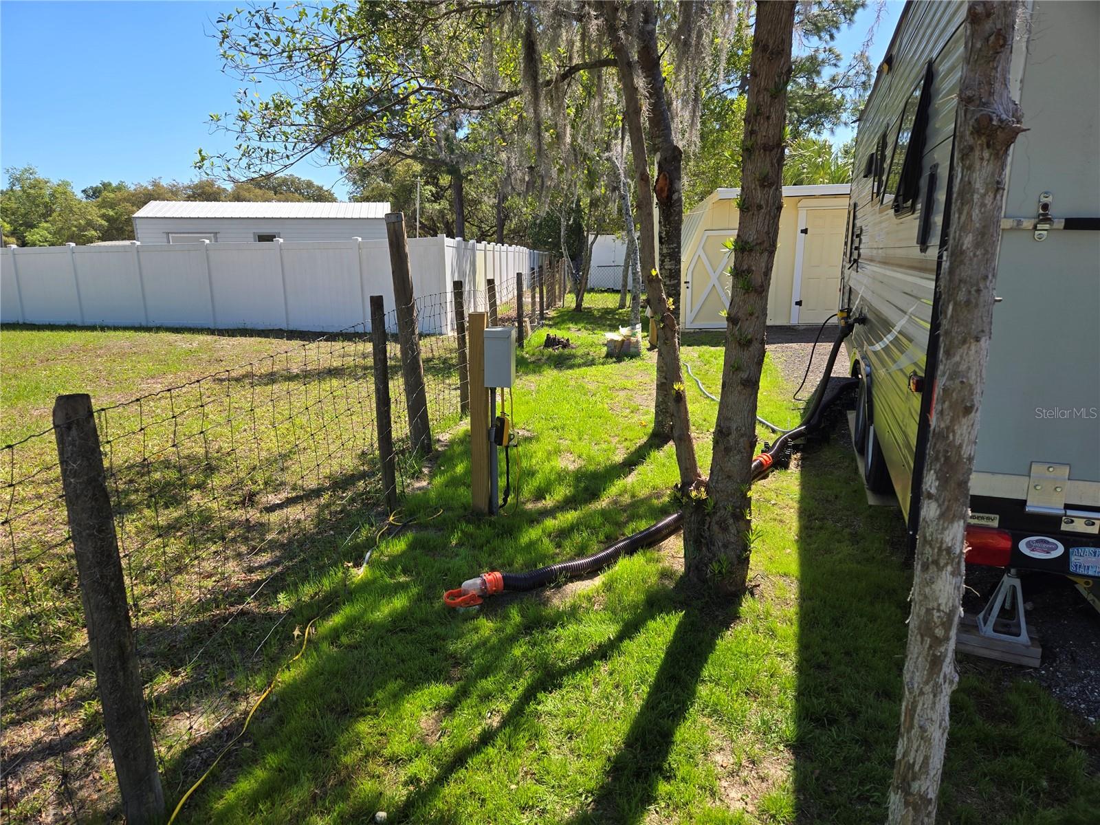 Image 13 of 17 For 5131 Manatee Terrace