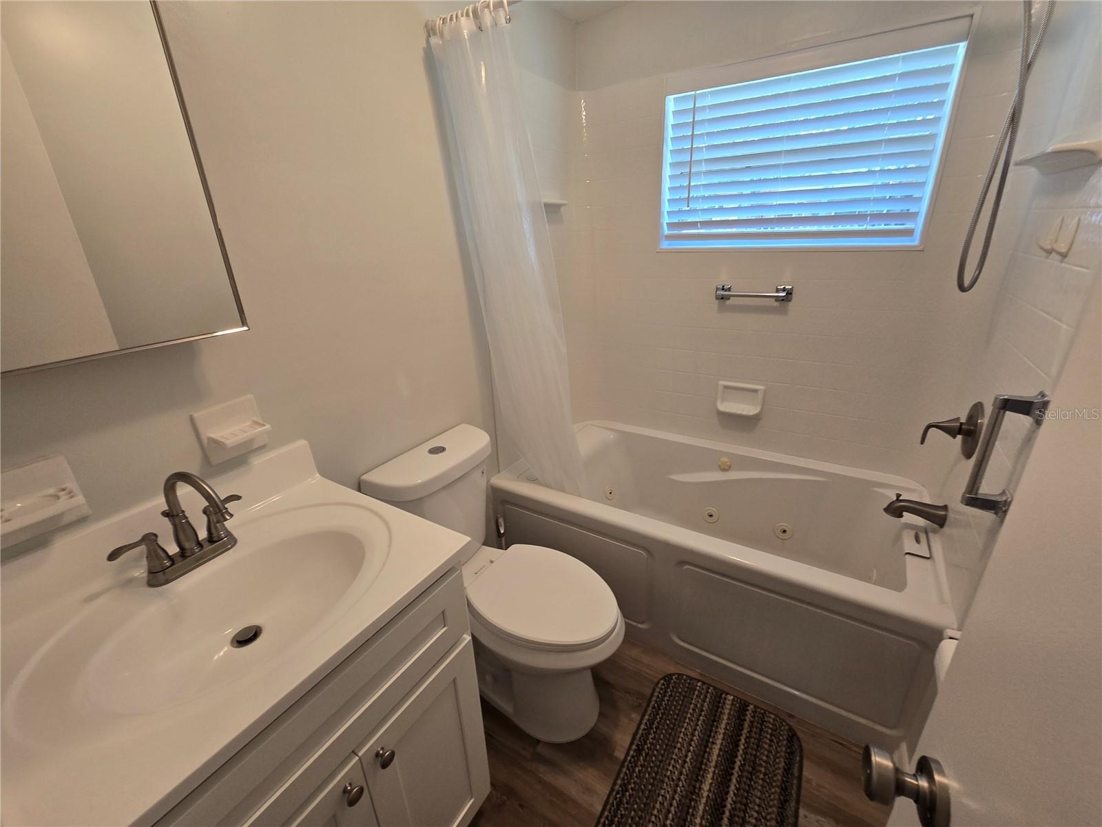 Image 6 of 17 For 5131 Manatee Terrace