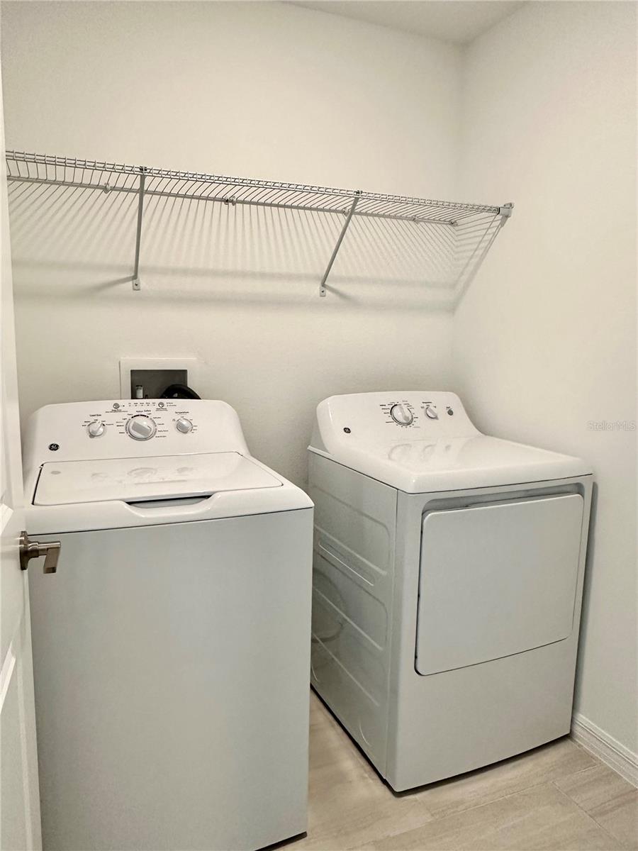 Image 31 of 53 For 17761 Pleasantview Boulevard