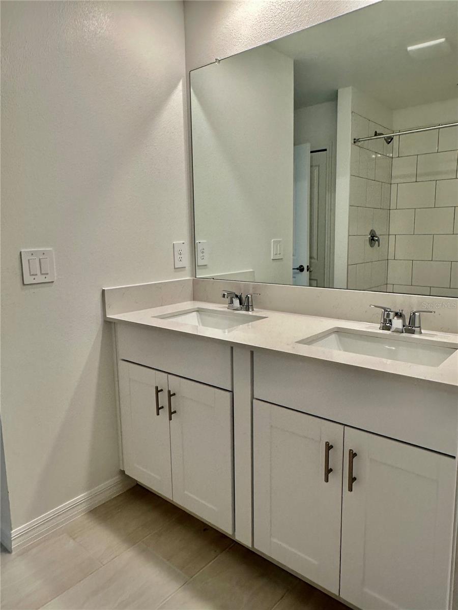 Image 38 of 53 For 17761 Pleasantview Boulevard