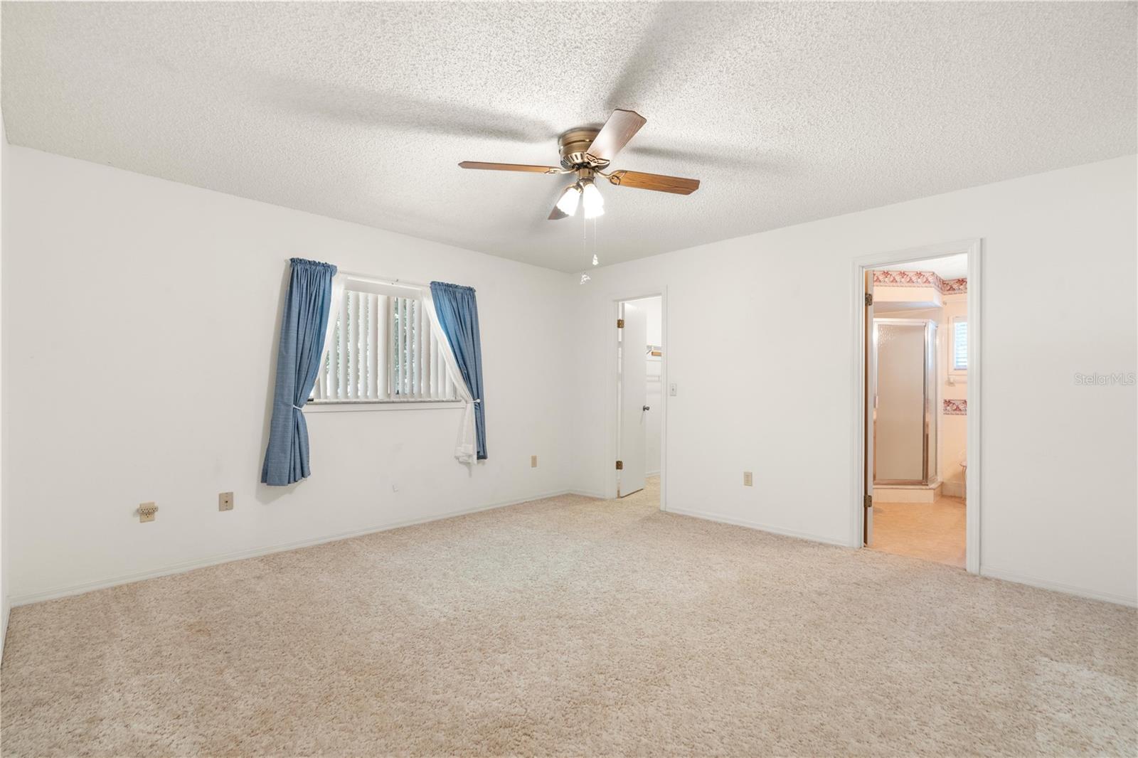 Image 26 of 40 For 11223 64th Court