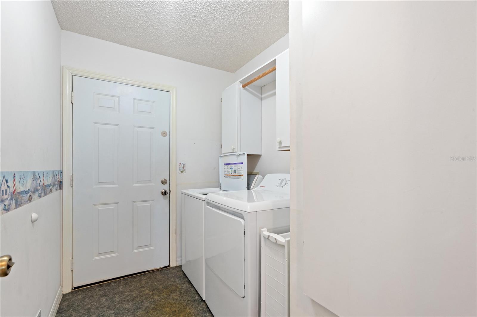 Image 32 of 40 For 11223 64th Court