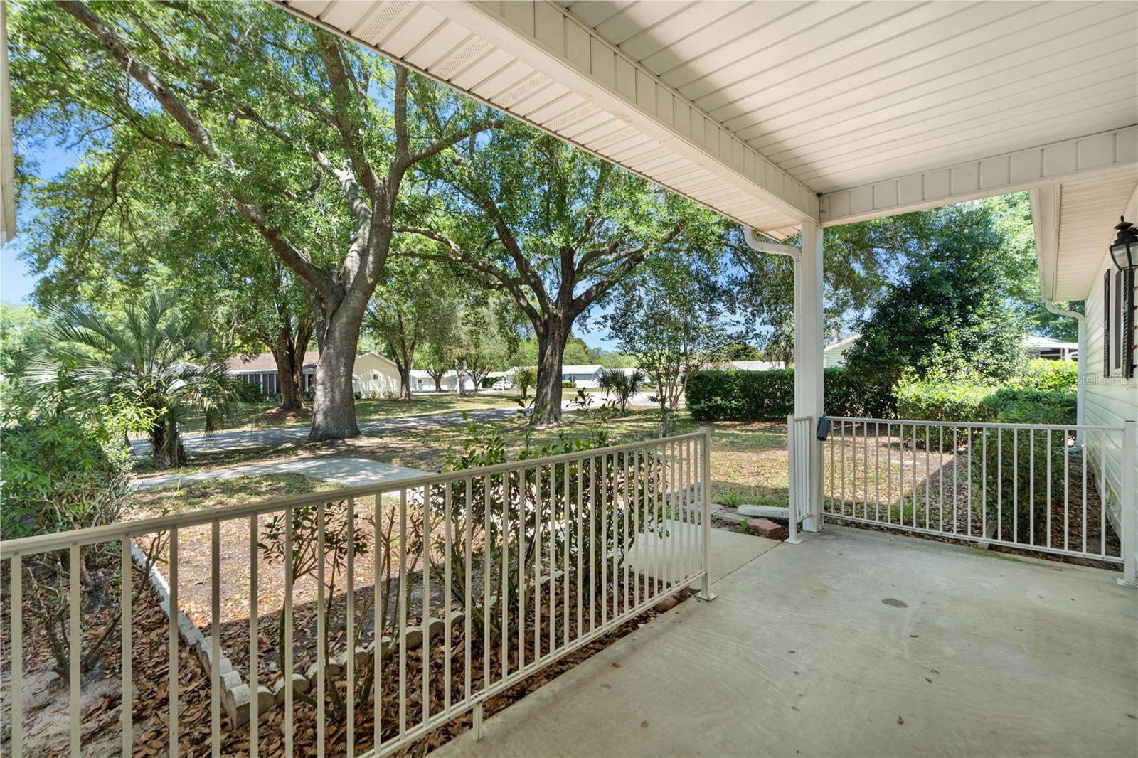 Image 4 of 40 For 11223 64th Court