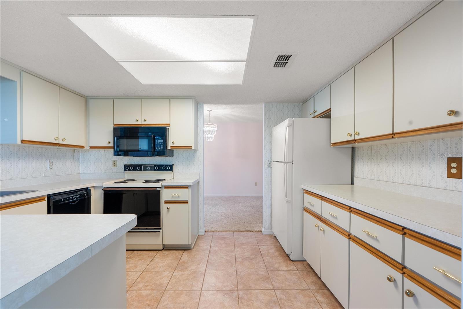 Image 6 of 40 For 11223 64th Court