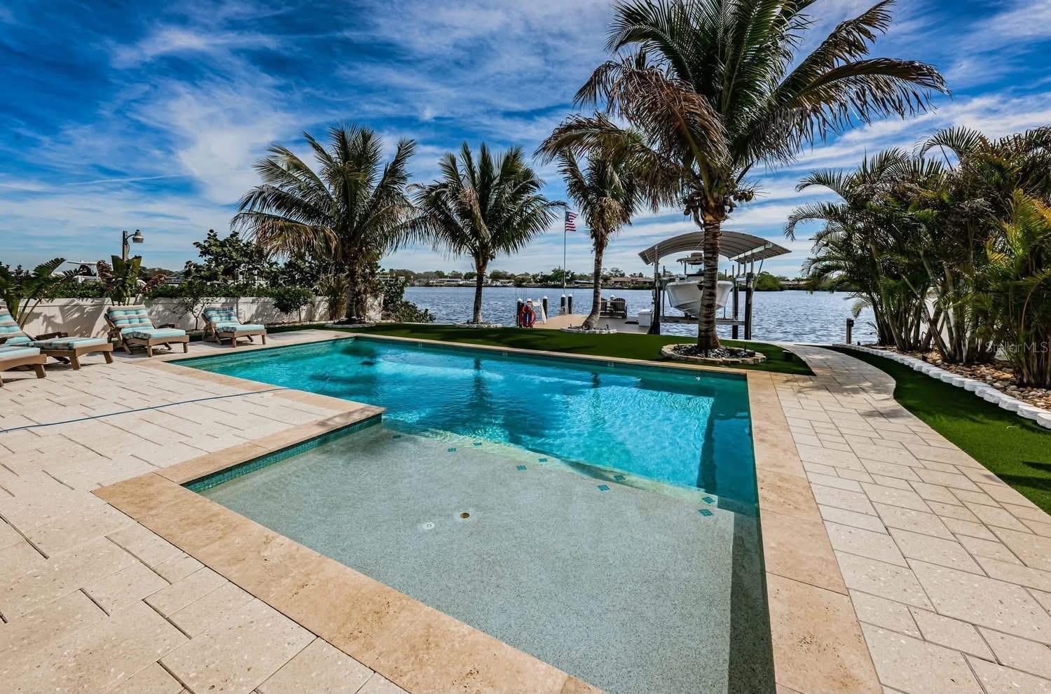 Image 6 of 10 For 658 Bayshore Drive