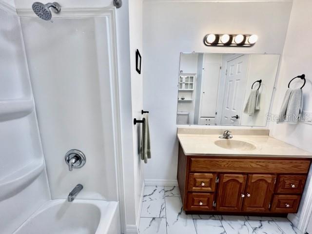 Image 34 of 75 For 10826 Freedom Drive