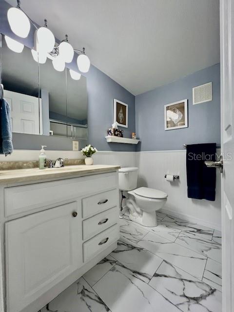 Image 38 of 75 For 10826 Freedom Drive