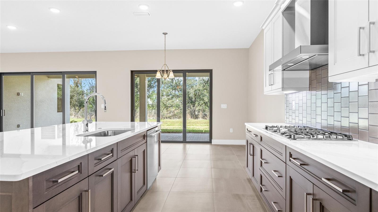 Image 15 of 37 For 18225 Cresswind Terrace