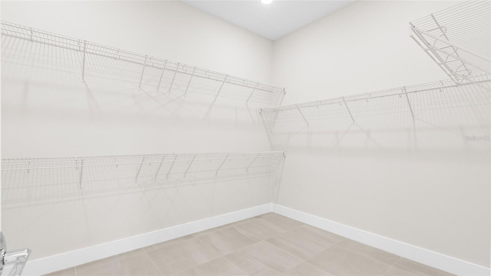 Image 23 of 37 For 18225 Cresswind Terrace