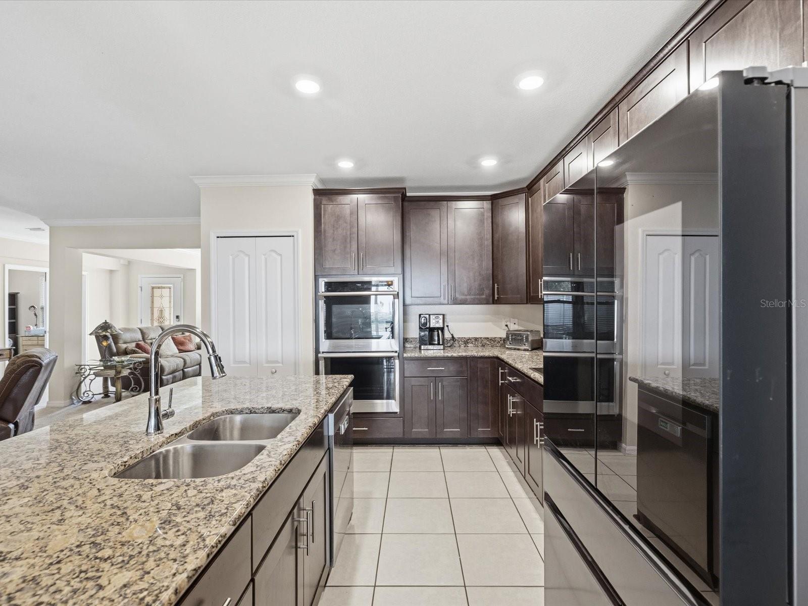 Image 16 of 58 For 13169 Santee Street