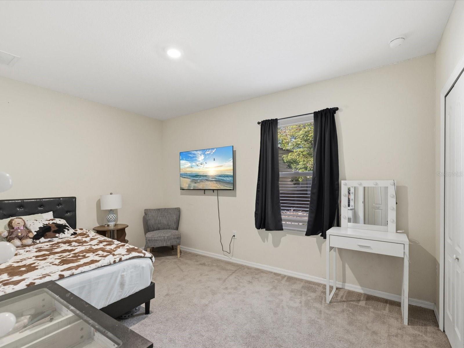 Image 21 of 58 For 13169 Santee Street