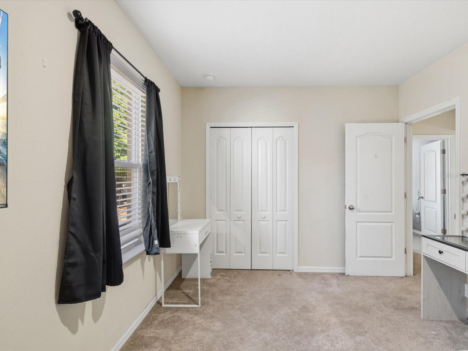 Image 22 of 58 For 13169 Santee Street