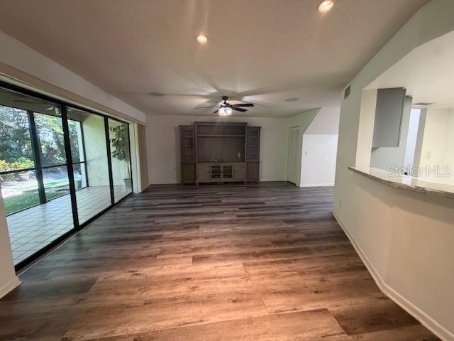 Image 6 of 32 For 1913 Whispering Way