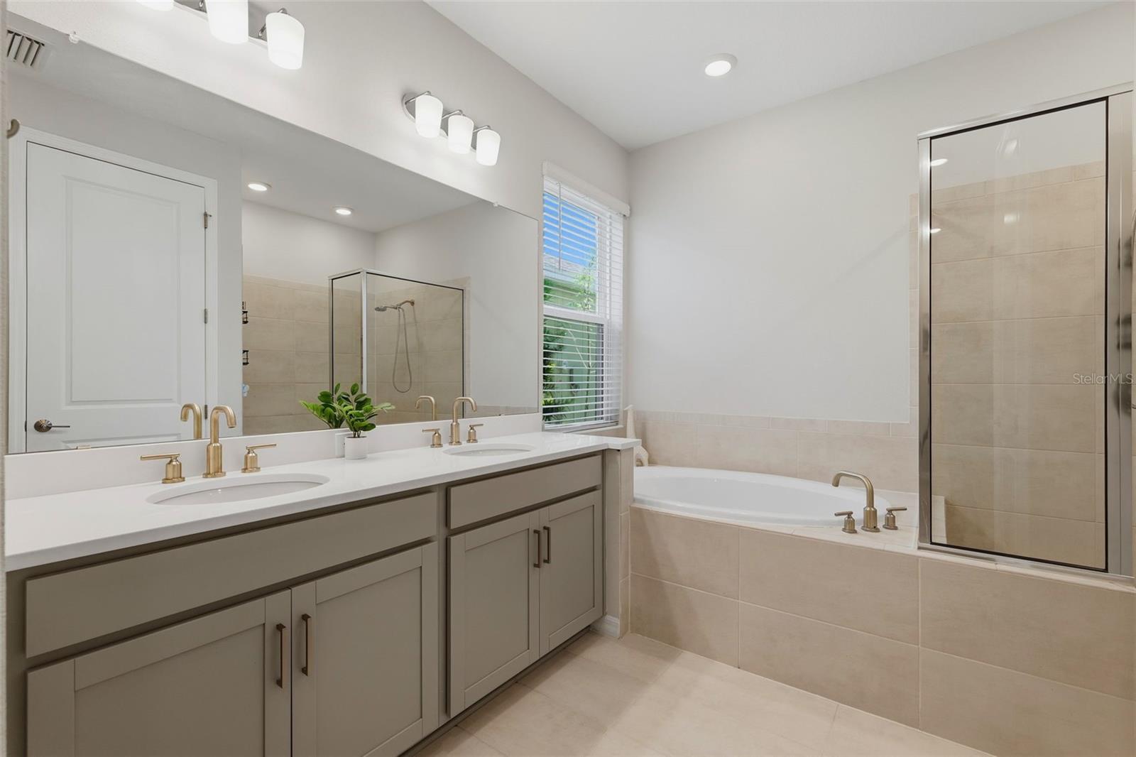 Image 27 of 62 For 13491 Stansil Avenue