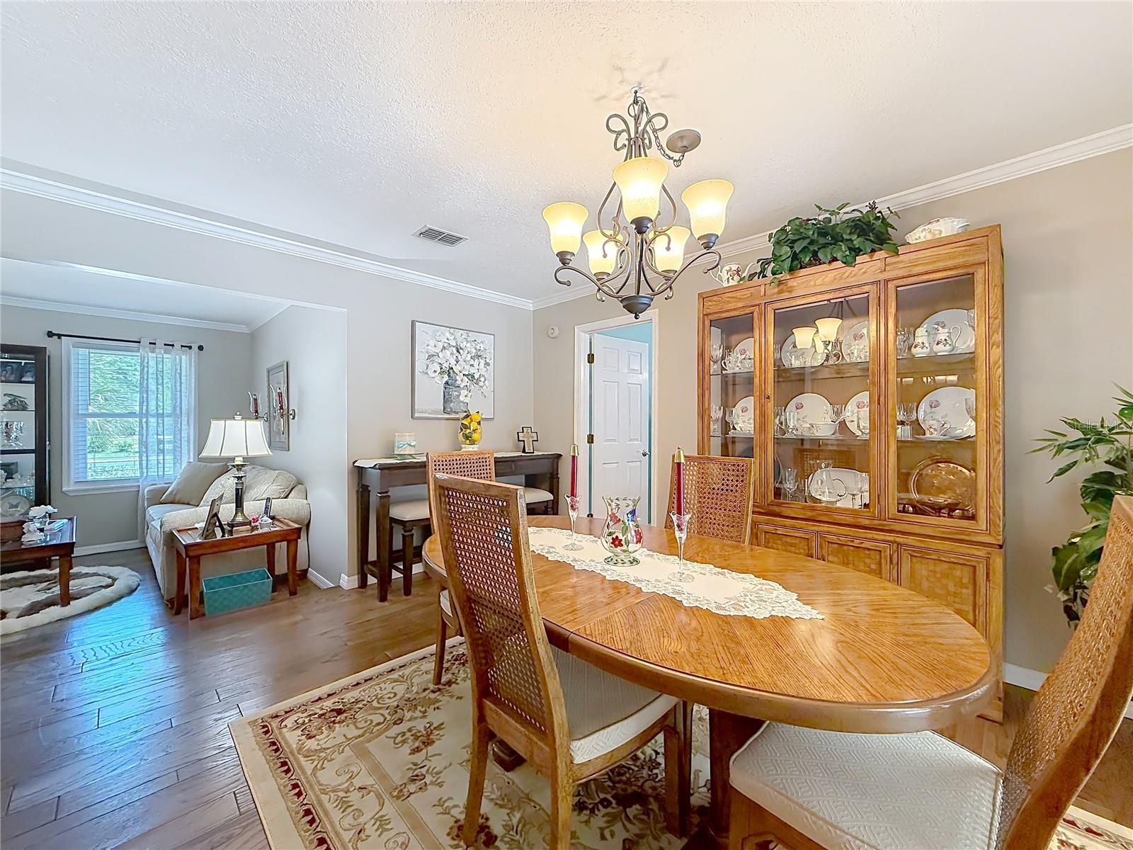 Image 18 of 61 For 39 Pine Street