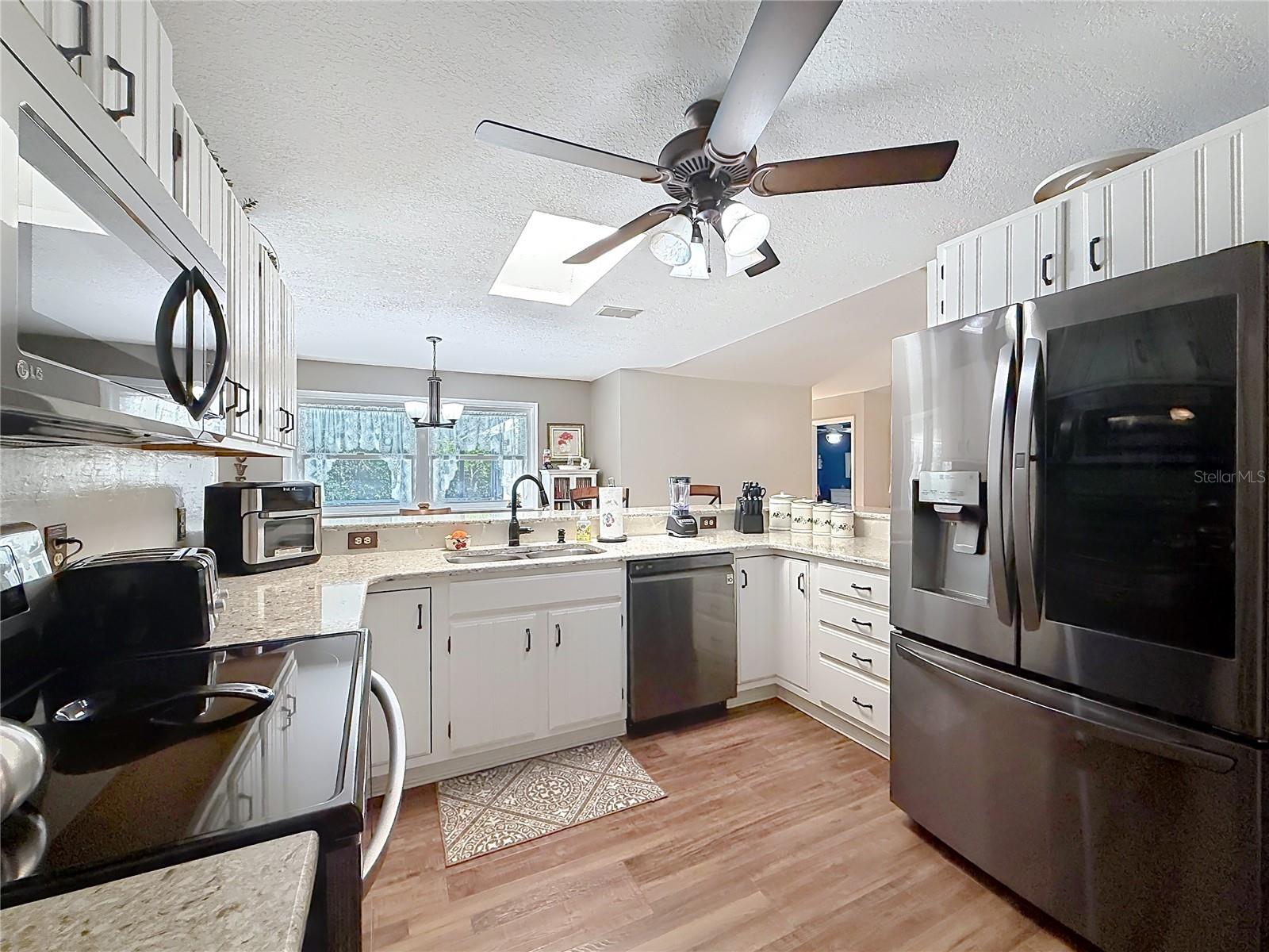 Image 20 of 61 For 39 Pine Street